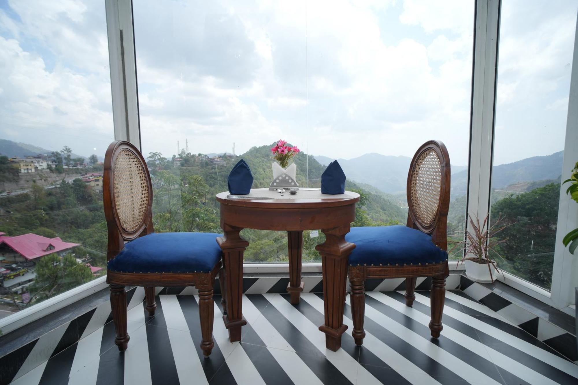 Oakhill Resorts Solan Eksteriør billede
